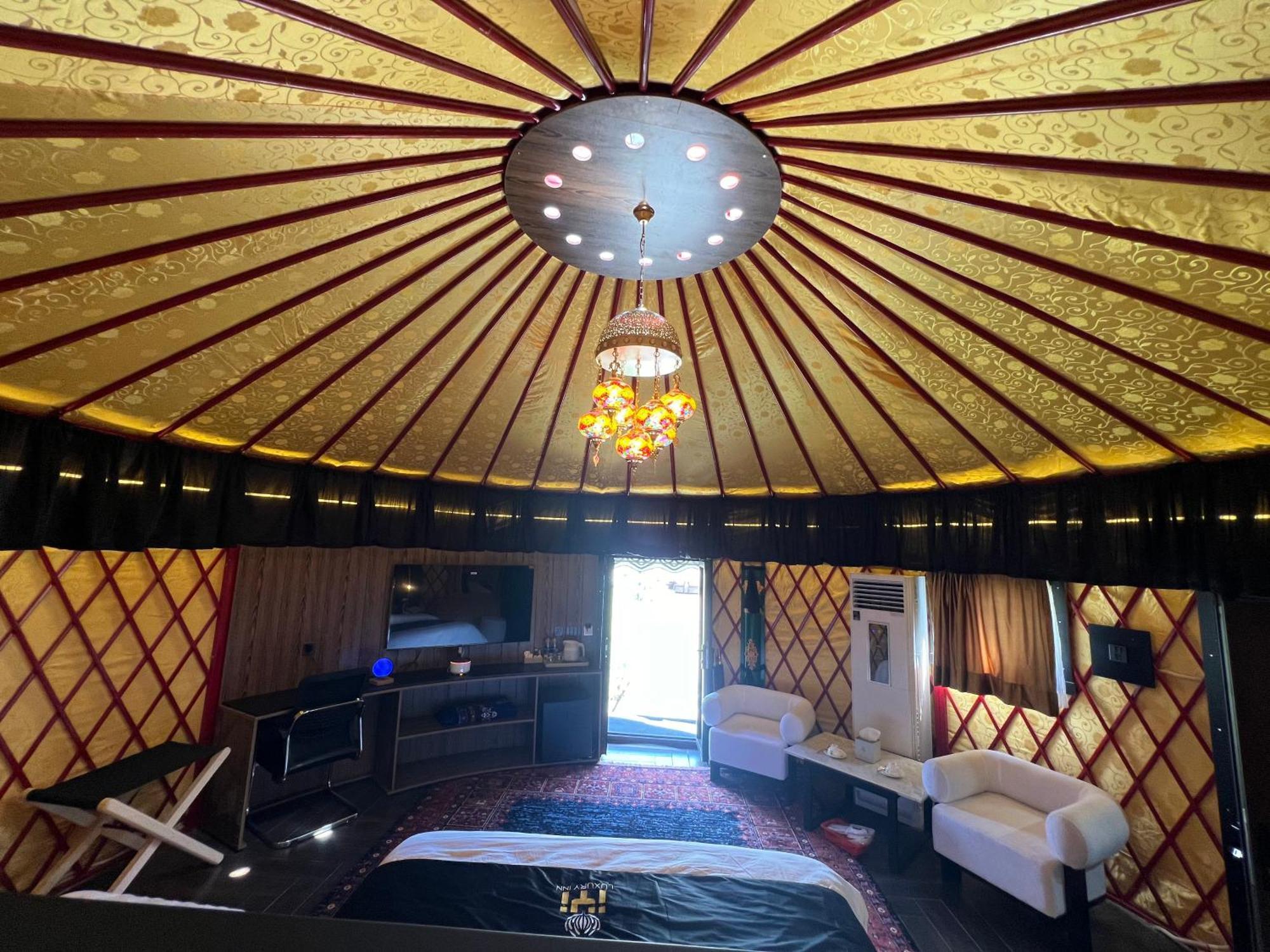 Iyi Luxury Inn Swat Saidu Sharif Exterior photo