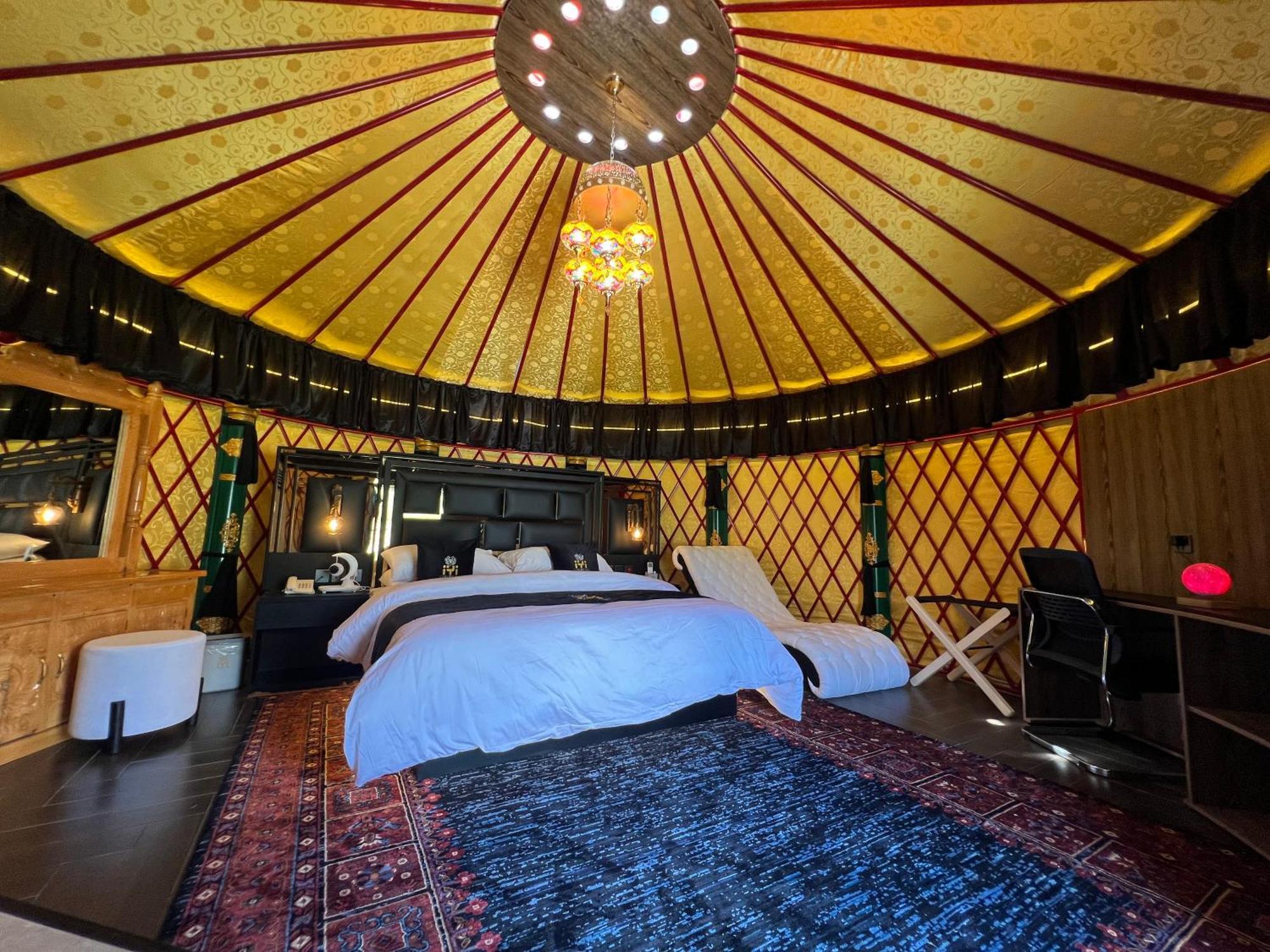 Iyi Luxury Inn Swat Saidu Sharif Exterior photo