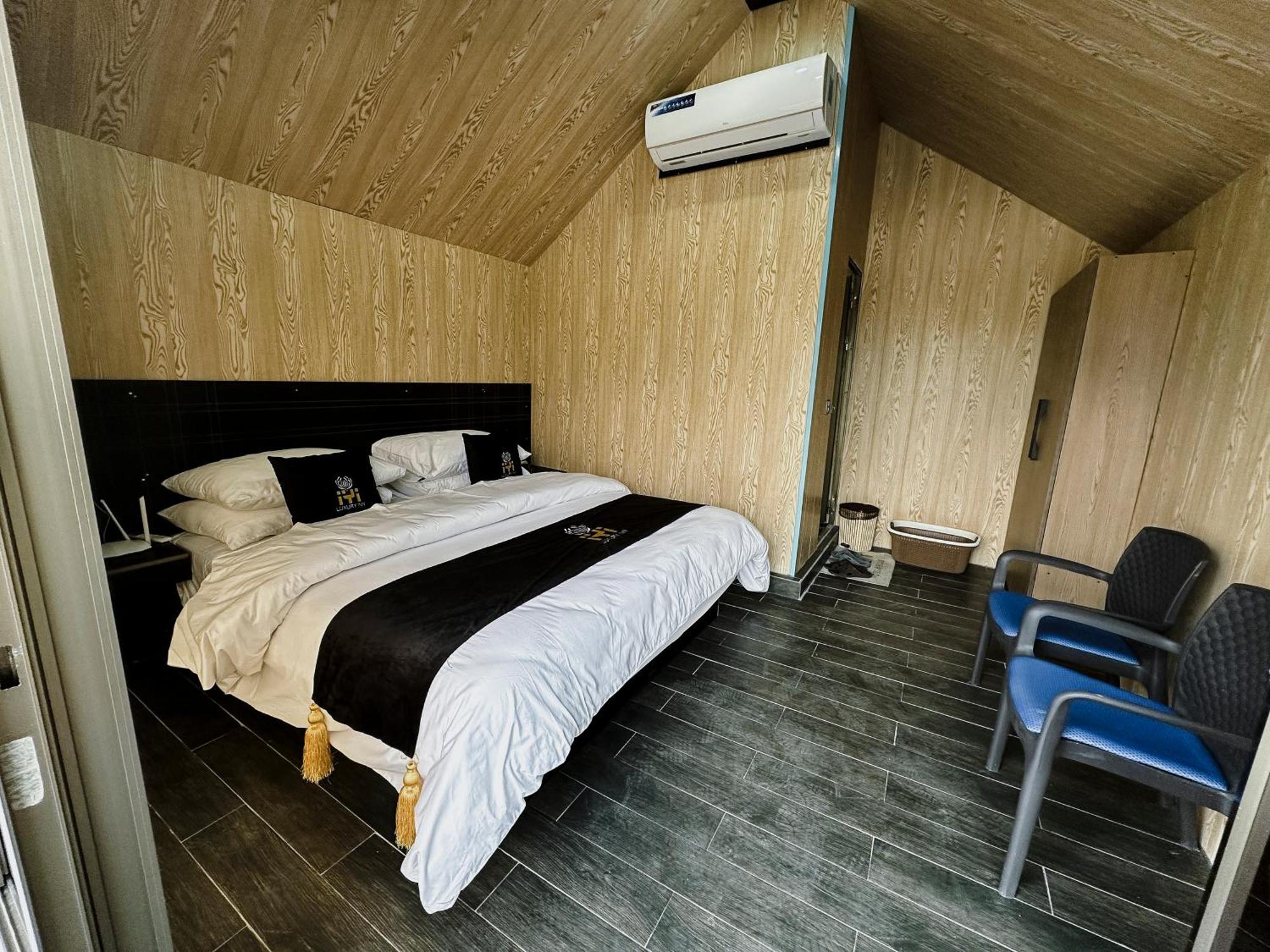 Iyi Luxury Inn Swat Saidu Sharif Exterior photo