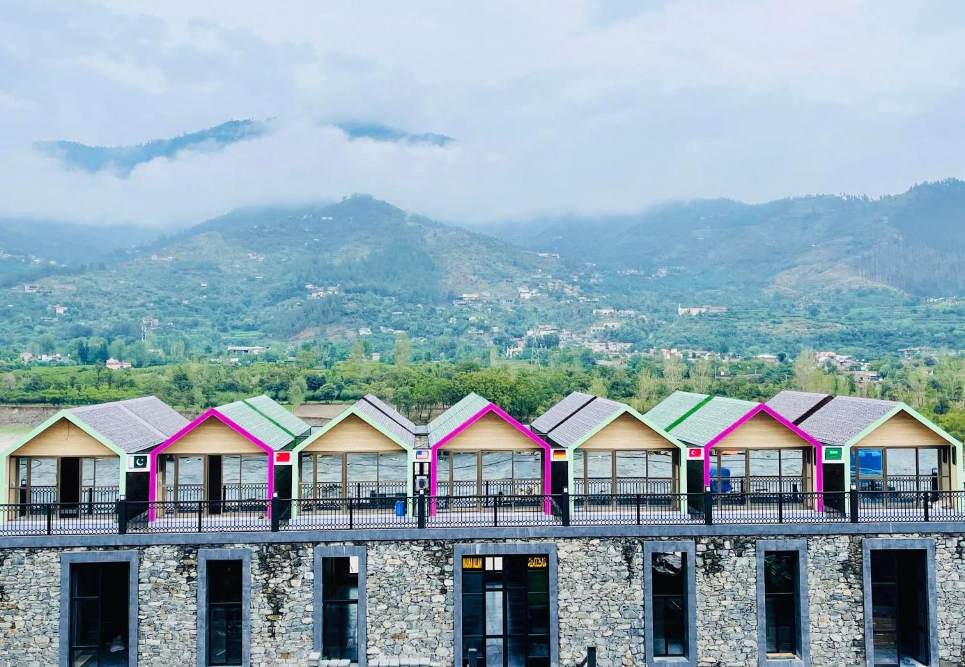 Iyi Luxury Inn Swat Saidu Sharif Exterior photo